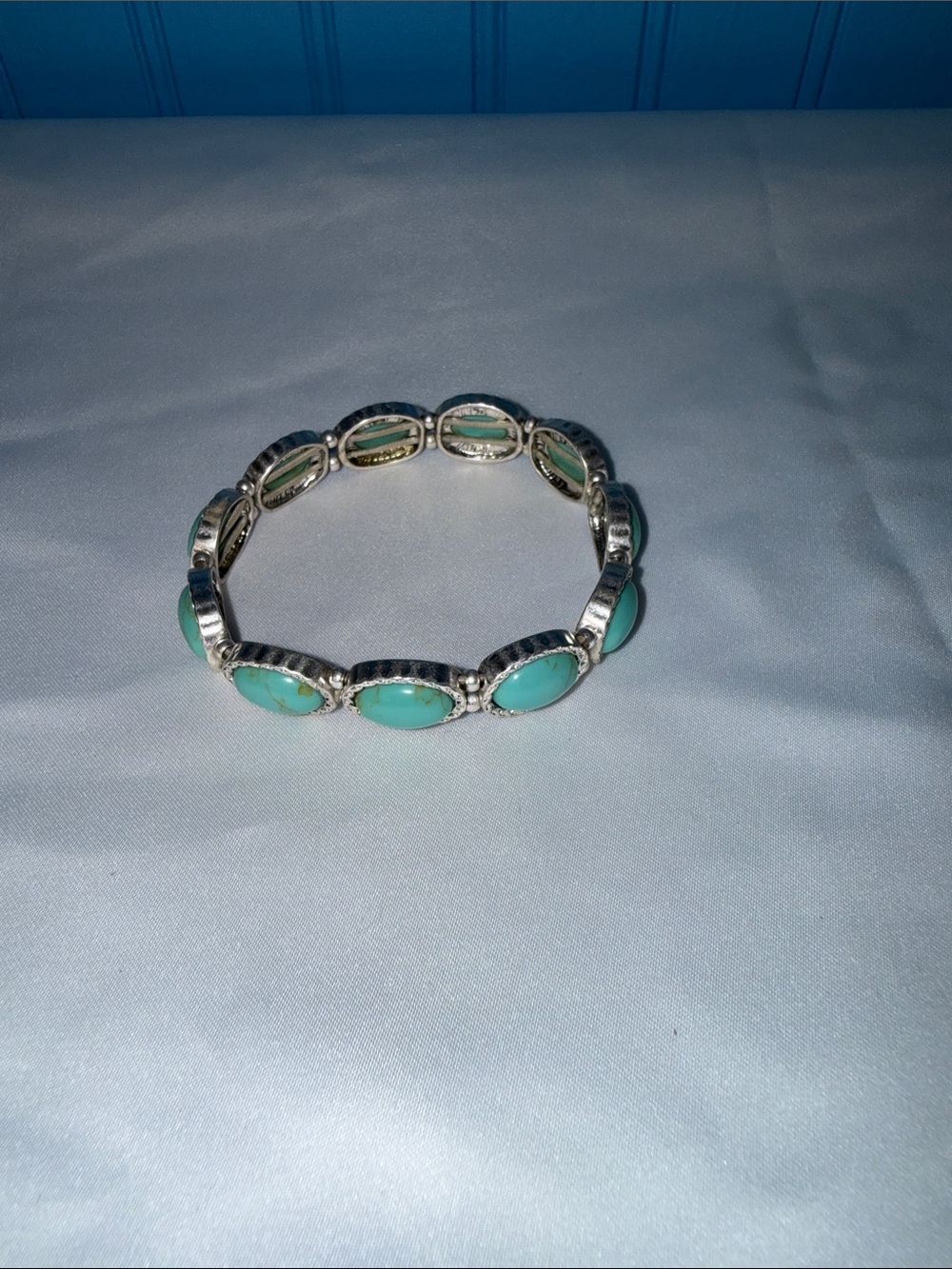 Set of 3 Stretch Bracelets in Silver - Picture 4 of 4